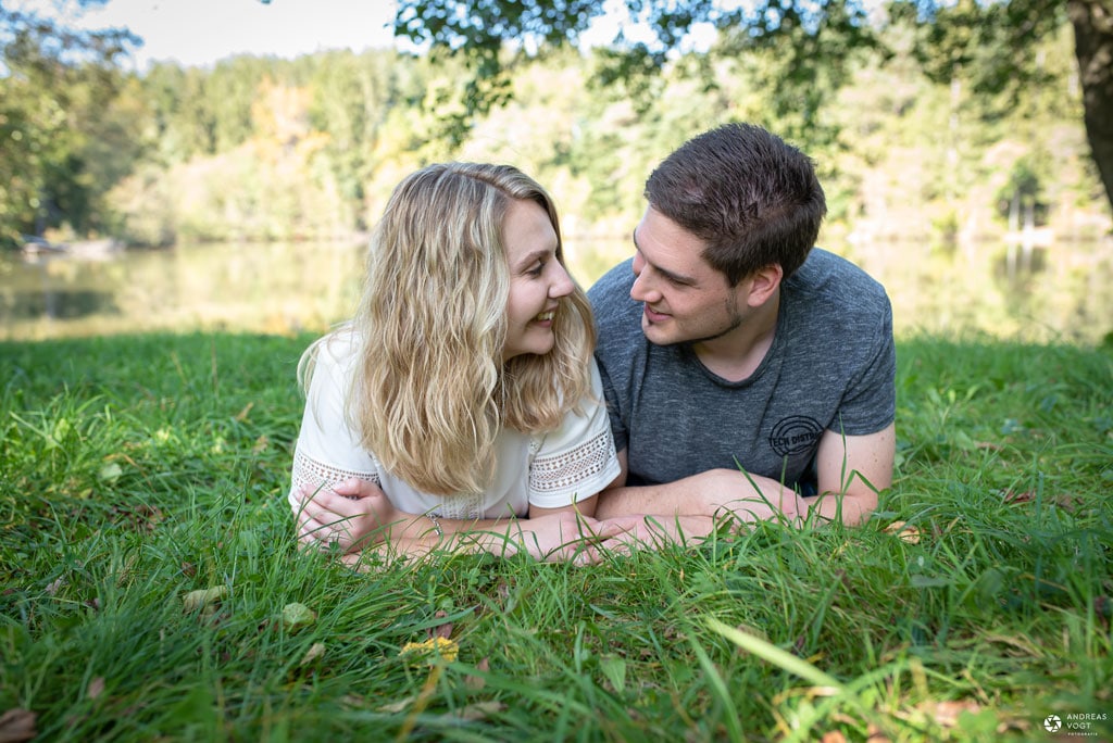 FAQ-Seite Andreas vogt Fotograf aus Aalen - Pärchenfoto Lena und Markus