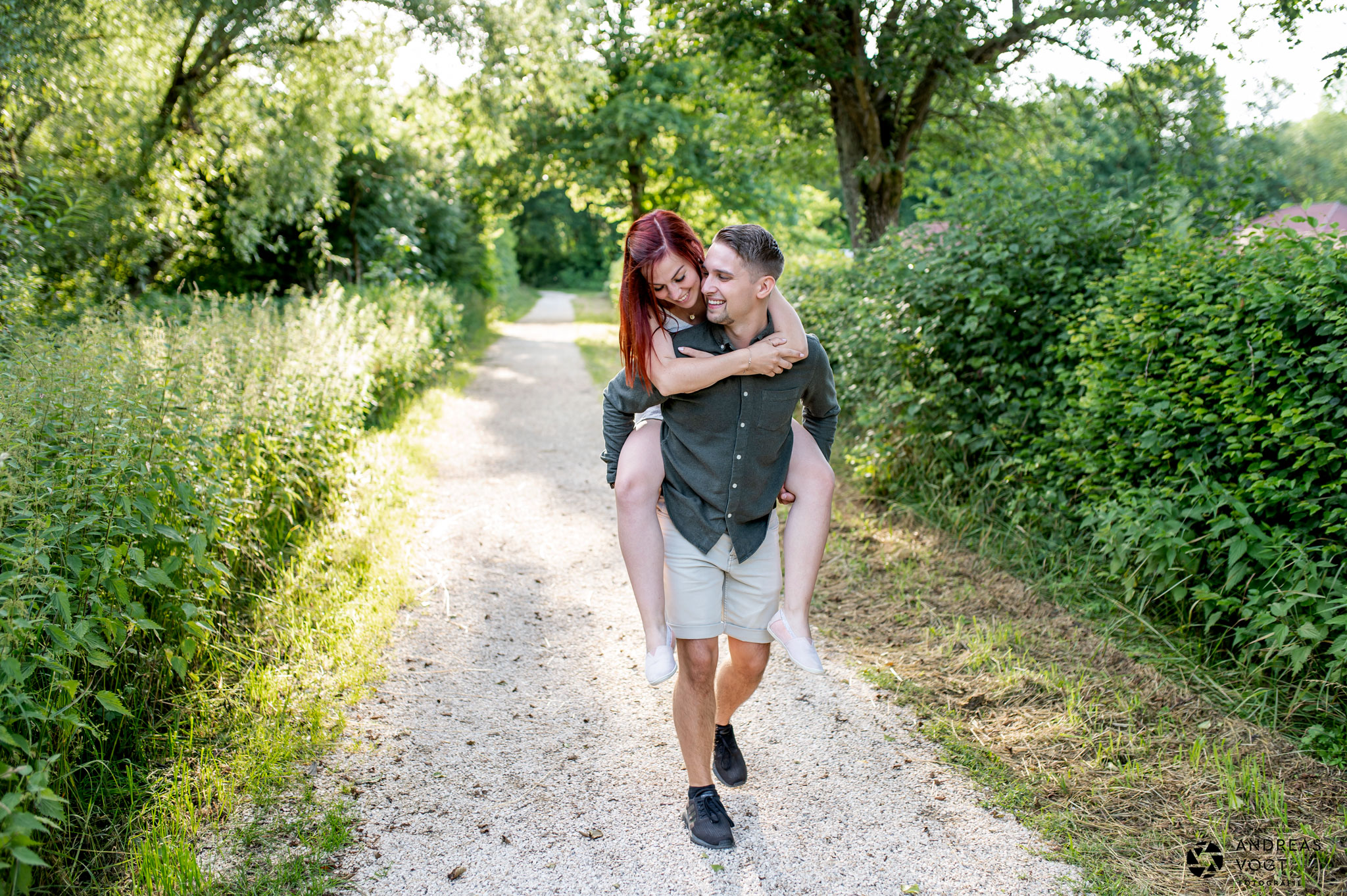 Pärchenfotos mit Anna-Lena und Lukas am Itzelbergersee - Andreas Vogt Fotograf aus Aalen