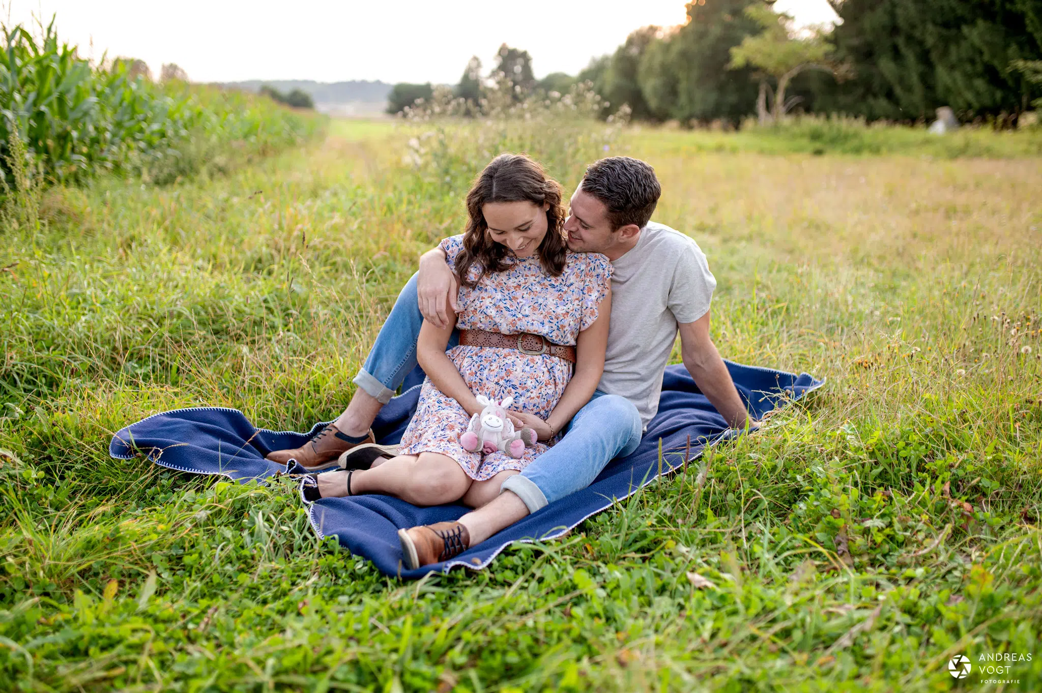 Babybauchfotos mit Partner - Fotograf Andreas Vogt aus Aalen