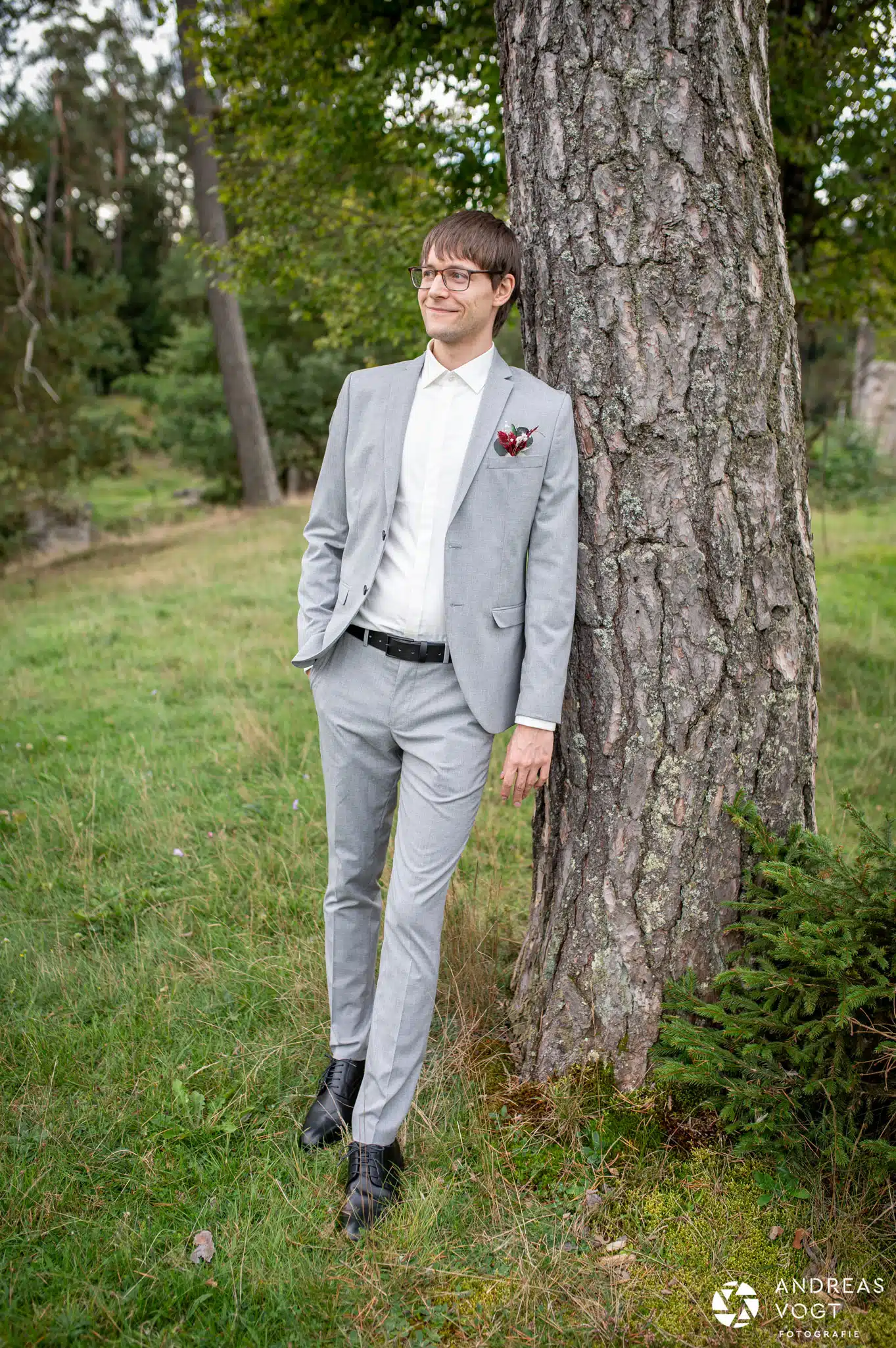 Foto vom Bräutigam beim After-Wedding Fotoshooting - Andreas Vogt